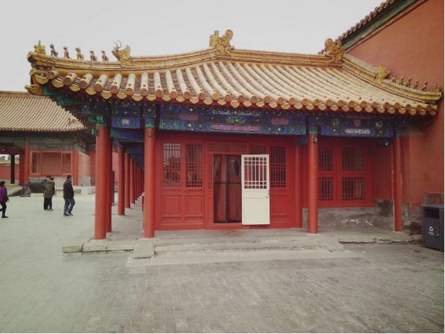 清代唯一配享太庙的汉臣，张廷玉历事三帝，为何晚年失宠？