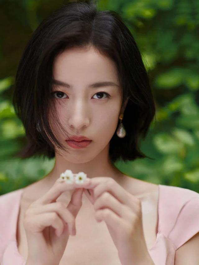 新晋的短发教科书，是毛晓彤还是周雨彤？