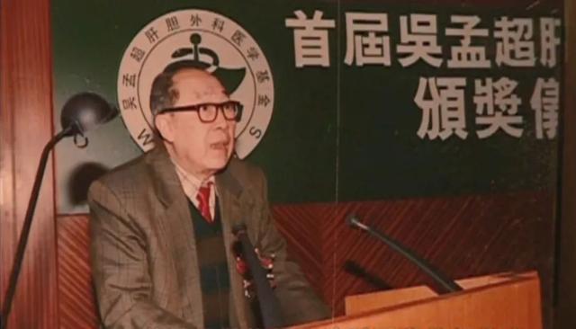 你不该只在热搜里认识他