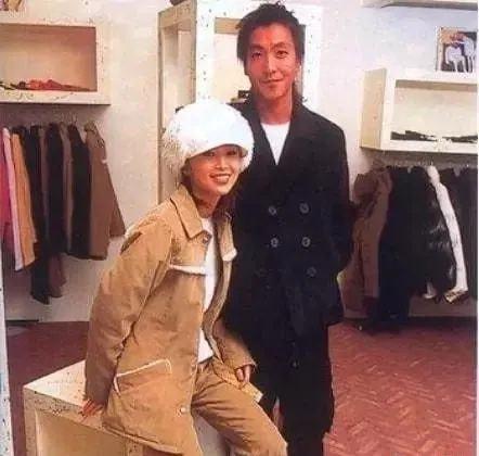 酒井法子，被爆不雅照后，又被称为“国际乞丐”，无人原谅