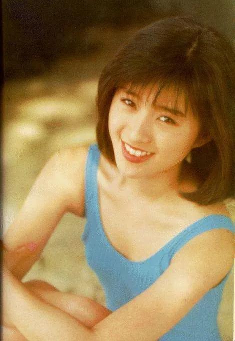 酒井法子，被爆不雅照后，又被称为“国际乞丐”，无人原谅