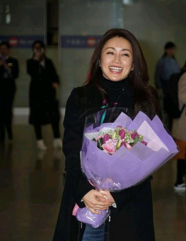 酒井法子，被爆不雅照后，又被称为“国际乞丐”，无人原谅