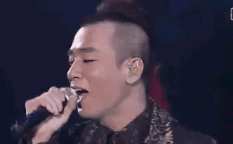 5位“改名转运”的明星，成龙舒淇在榜，陈小春花上百万一家改名