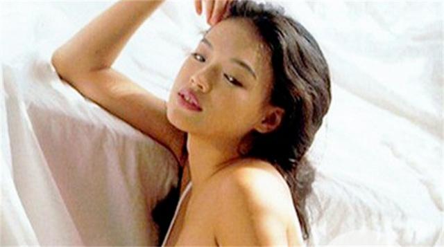 5位“改名转运”的明星，成龙舒淇在榜，陈小春花上百万一家改名