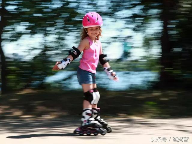 轮滑鞋近半不合格？怎样滑才不会造成孩子X型腿和内生辰！