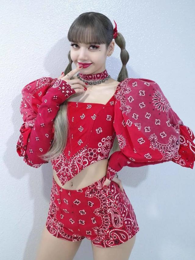 化完妆还是没精神，让女明星告诉你问题出在哪儿？