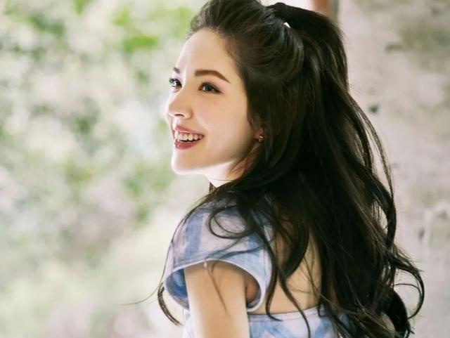 化完妆还是没精神，让女明星告诉你问题出在哪儿？