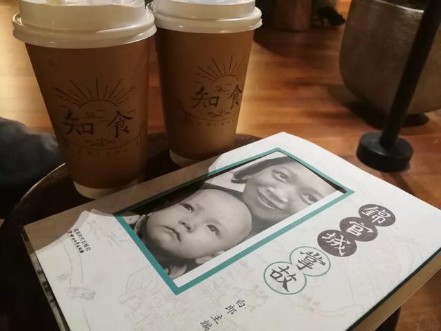 成都「书店里的餐厅」越开越多，常去打卡的书迷最后都变胖了！