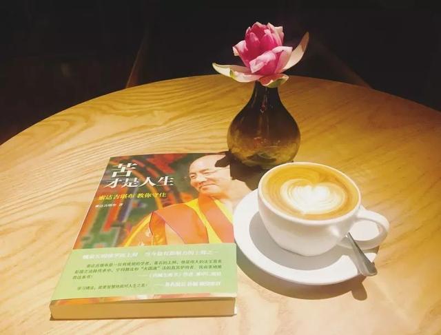 成都「书店里的餐厅」越开越多，常去打卡的书迷最后都变胖了！