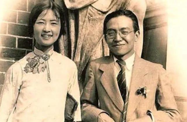 知性才女人设崩塌？林徽因鲜为人知的一面：嗜酒如命，烟不离身