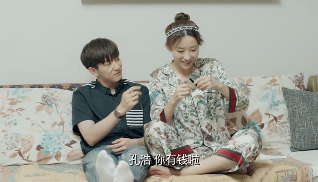 青春须早为：胡一天钟楚曦太般配，3对恋人毕业爱情考验，太现实