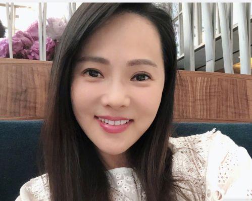 两岁米粒有妈妈一半高，伊能静感叹时光流逝，因爱我的人不愿老去