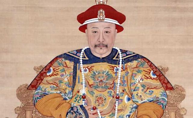 北京大妈为何说有通天纹就是正黄旗？与努尔哈赤有关？她是真不懂