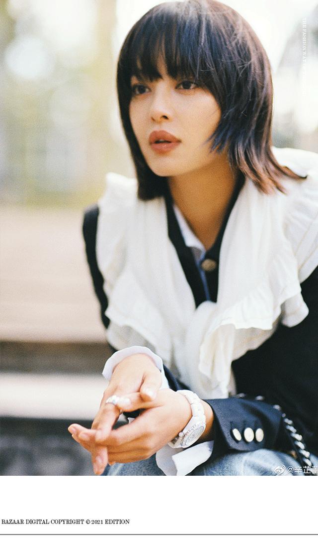 齐刘海回归,不过她这次有点不一样了?