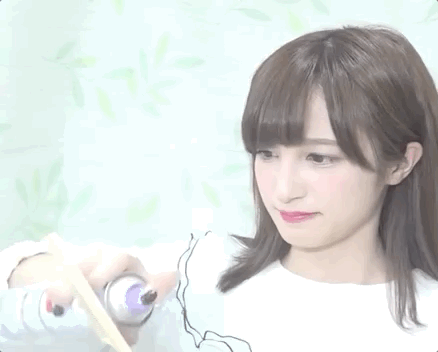 齐刘海回归,不过她这次有点不一样了?