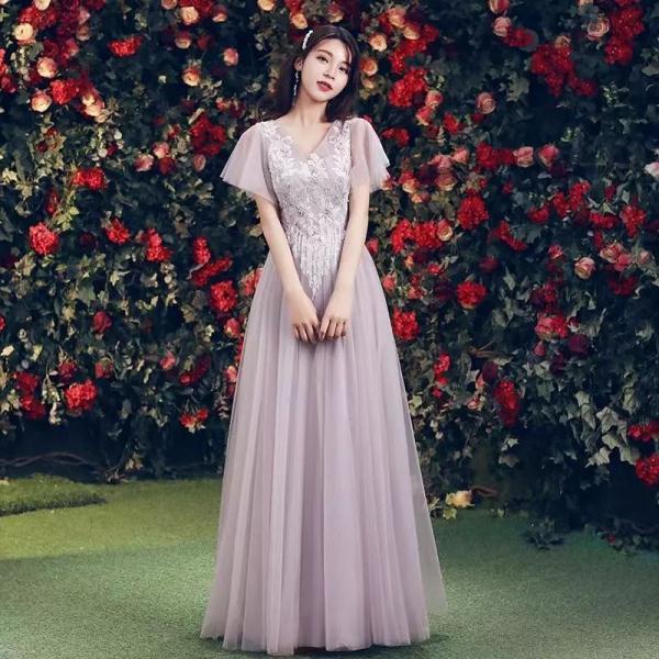 婚礼现“男伴娘” 哈哈哈！但是选伴娘时，这4个地方千万别疏忽！