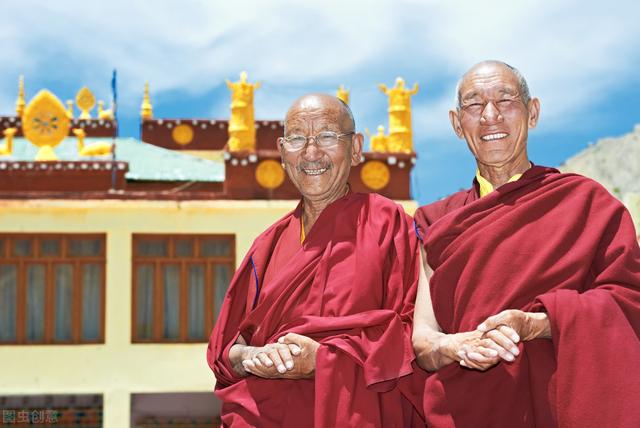 青藏高原神秘的藏传佛教、密宗！泰国佛教的不同！单篇全解答