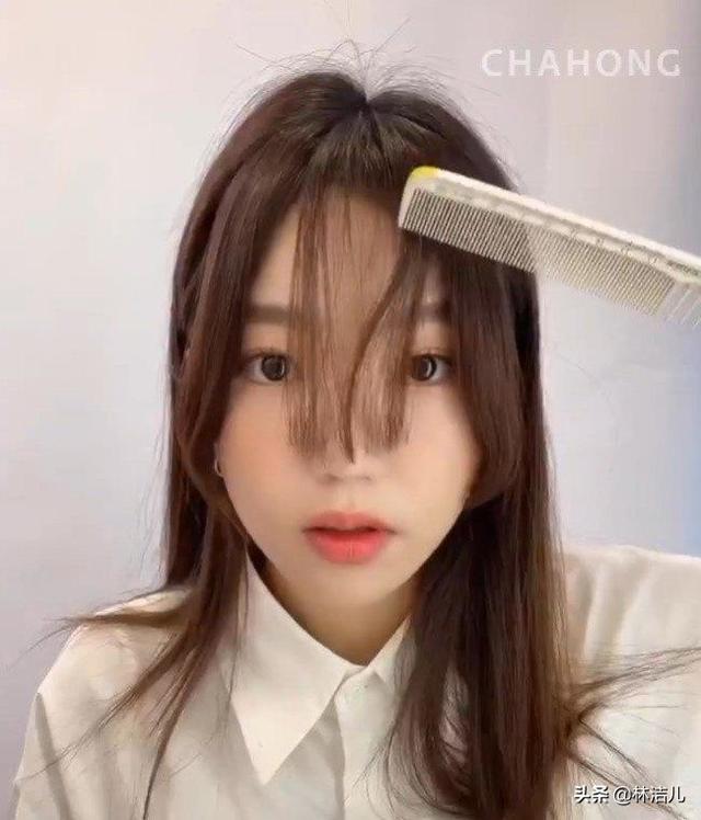 宋慧乔又带火了“生辰刘海”，这些年她的妆发，堪称是美妆风向标