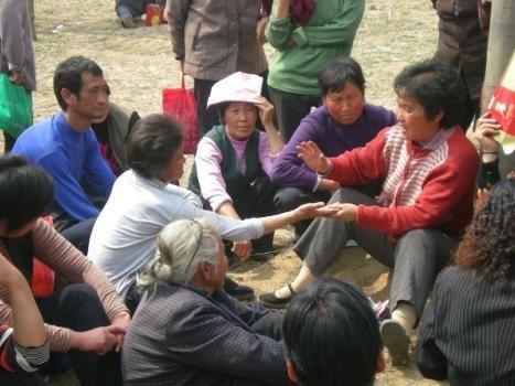 在农村，算卦的人说的话可信吗？你怎么看？
