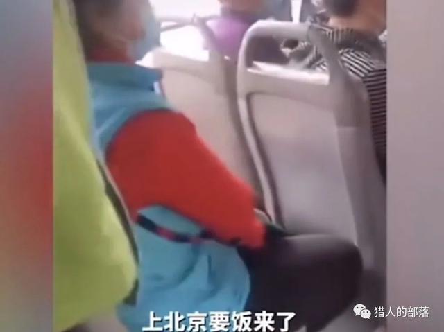 福州70岁退休大爷曝光N套豪宅：原来，有钱和体面真不是一回事