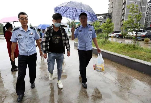 被拐卖31年后，他回乡认亲