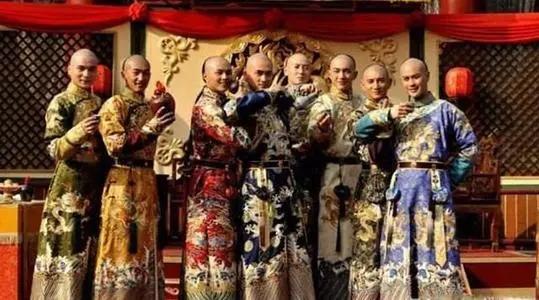 1929年故宫公开一张生辰生辰，揭开康熙传位之谜，雍正没有篡位