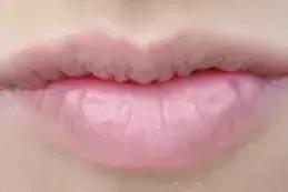关晓彤这生辰真硬，被黑N年，这次终于怼回了？