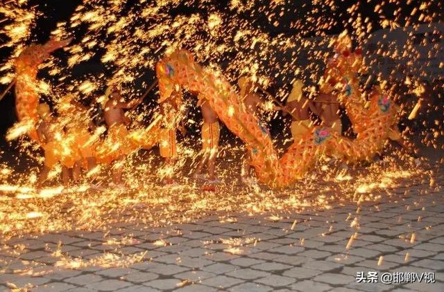 曲周龙灯，一场“嗨”了千年的狂欢节