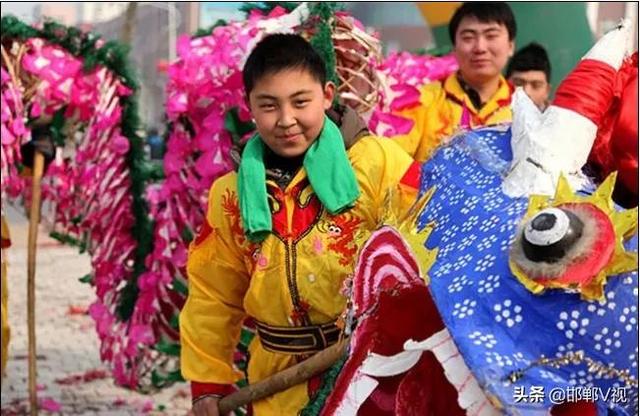 曲周龙灯，一场“嗨”了千年的狂欢节