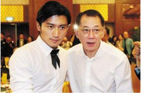 杨其龙：他是杨受成最操心的儿子，爱上何超琼，娶外籍女友归正途