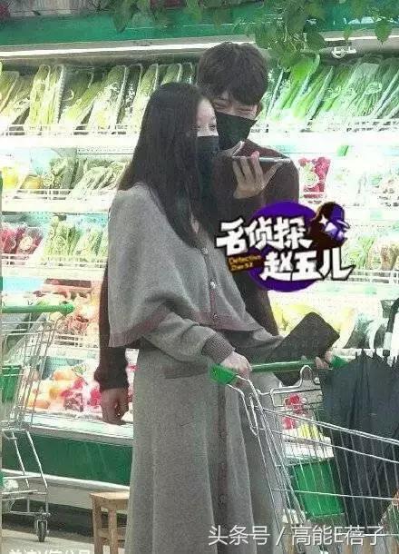 张若昀唐艺昕晒狗粮，我们来严肃分析一下夫妻脸这回事