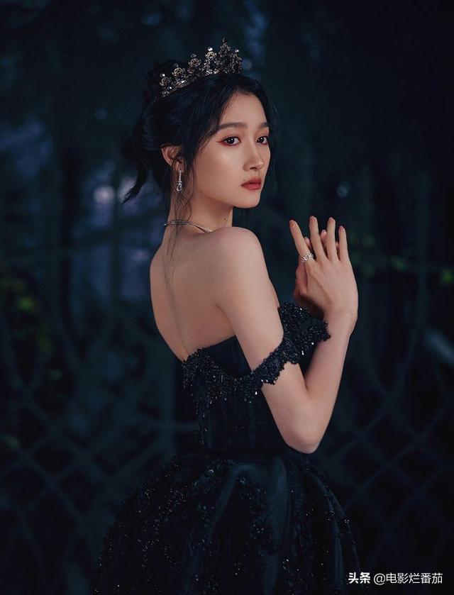 2021年女星红毯：有人又撩又欲，有人御姐范，有人因此上了热搜