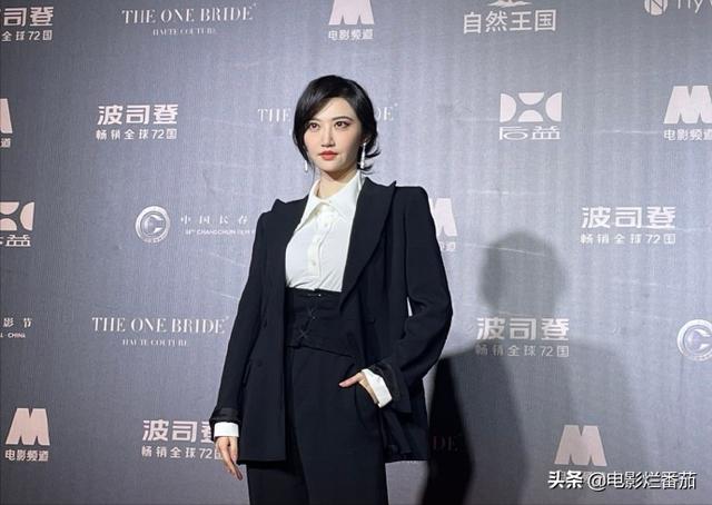 2021年女星红毯：有人又撩又欲，有人御姐范，有人因此上了热搜