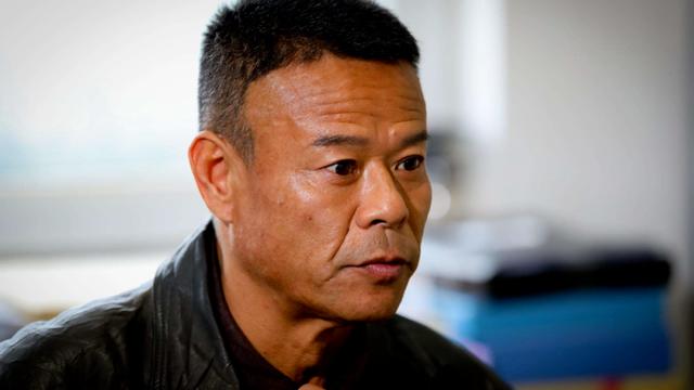 出生于“红色家庭”，49岁改名，因演技太好，熟人胡静都没认出他