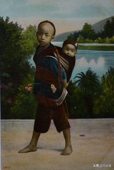 奶奶为祖孙三人批生辰，预测寿数，七十年后，全部应验，孙子服了