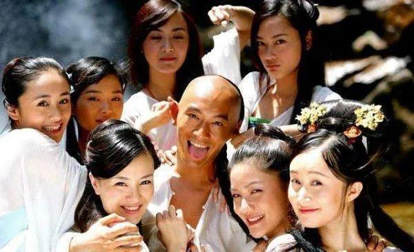 10年了，黄晓明夫妇还是不肯放过她？