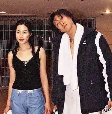 “买断自由”徐子淇：算生辰迁祖坟，起底千亿媳妇的豪门上位史