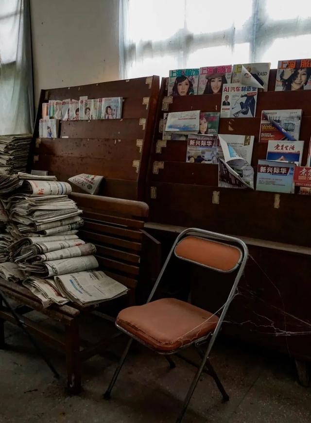 27岁东北大妞，拍下废弃舞厅、医院秘照：这里也曾是有温度的地方