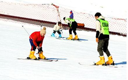 高涨的滑雪热背后：亏损下加注投资，旱地雪场有望霸屏全季