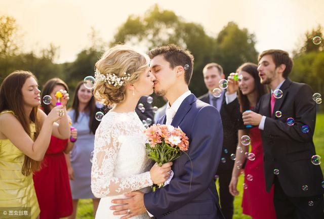 2019年怎么用生辰生辰算结婚吉日，有需要的请收藏+转发