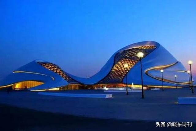 庚子国庆中秋对联专辑，国庆中秋同送爽，星旗丹桂共飘香