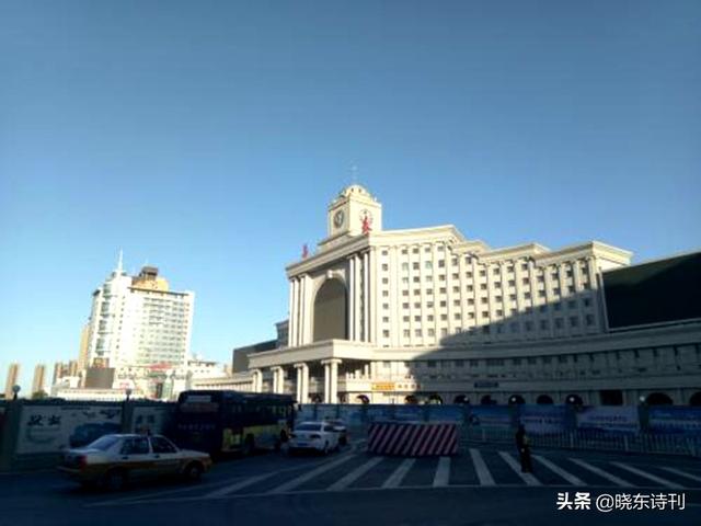 庚子国庆中秋对联专辑，国庆中秋同送爽，星旗丹桂共飘香