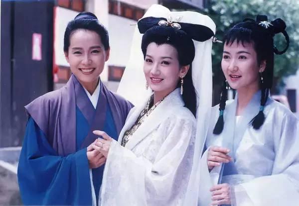 陈瑶：百变小精灵，看她如何从腹黑萝莉变身霸气少爷