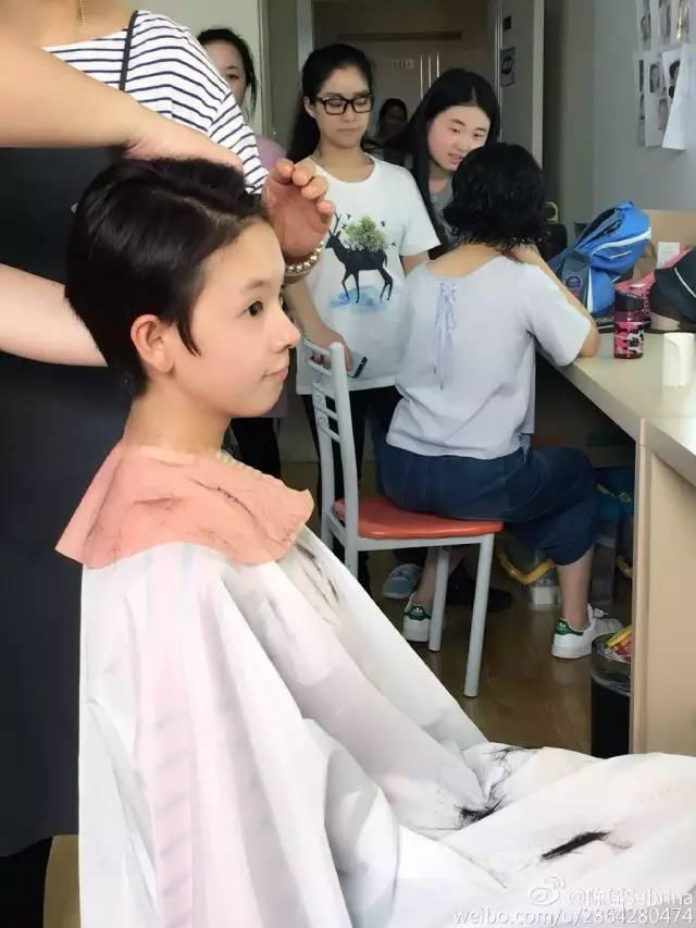 陈瑶：百变小精灵，看她如何从腹黑萝莉变身霸气少爷