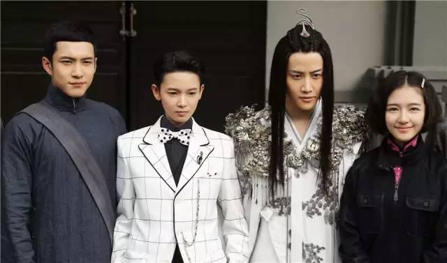 陈瑶：百变小精灵，看她如何从腹黑萝莉变身霸气少爷