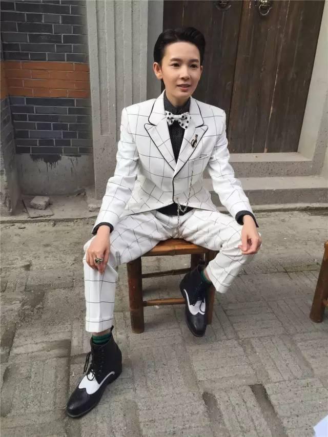 陈瑶：百变小精灵，看她如何从腹黑萝莉变身霸气少爷