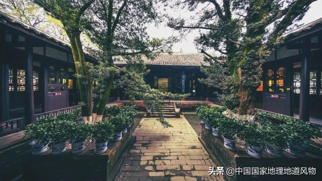 “最透明”的省会江西南昌，还能发展起来吗？