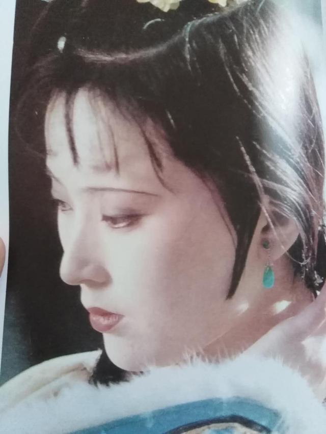 87版红楼梦里，杨树云是如何运用眉型设计来塑造人物形象的？