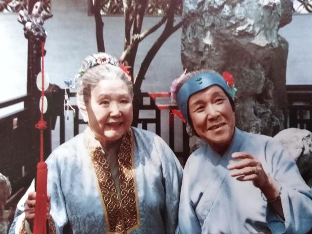 87版红楼梦里，杨树云是如何运用眉型设计来塑造人物形象的？
