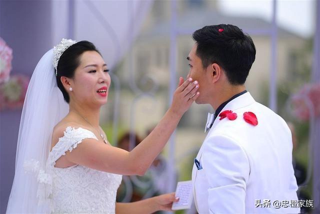 丁宁也嫁富人？两名世界冠军选择相同，婚姻美满成国乒榜样